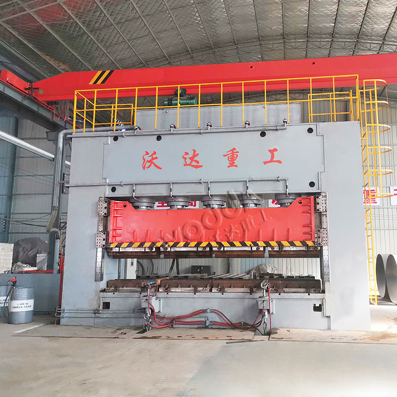1000噸龍門(mén)液壓機